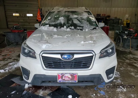 2021 Subaru Forester Premium z USA, uszkodzony, nr VIN JF2SKAFC6MH490124